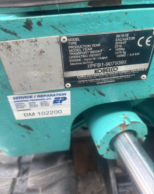 Kobelco SK18-1E, Brugt minigraver