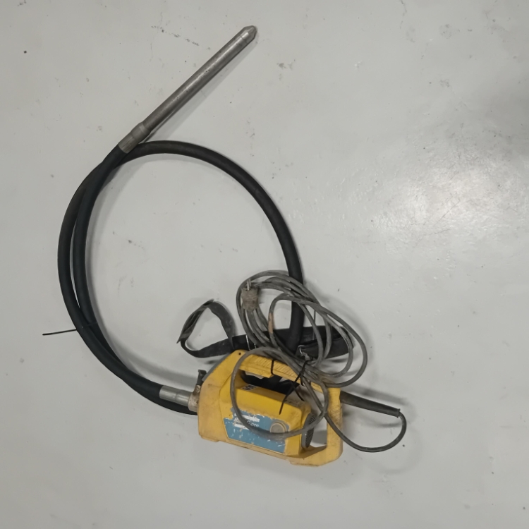 Atlas Copco AME1600, Brugt stavvibrator