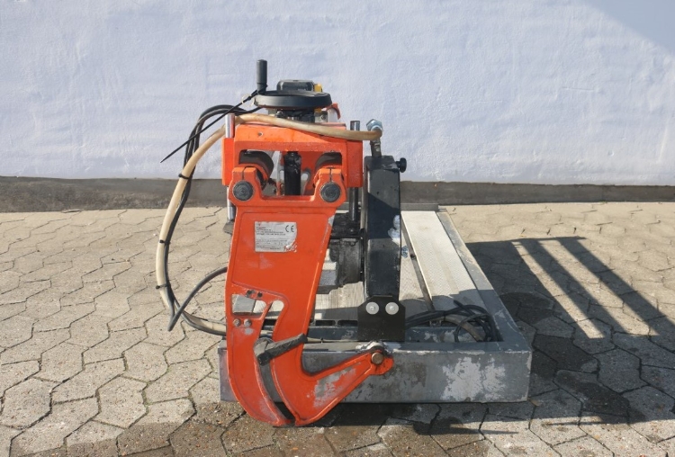 Gölz 85 Aluminium, Brugt skærebord